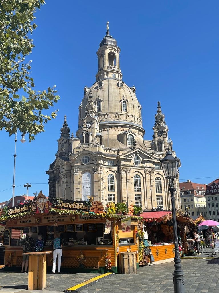 Sight-seeing the Frauenkirche in sunny Dresden.